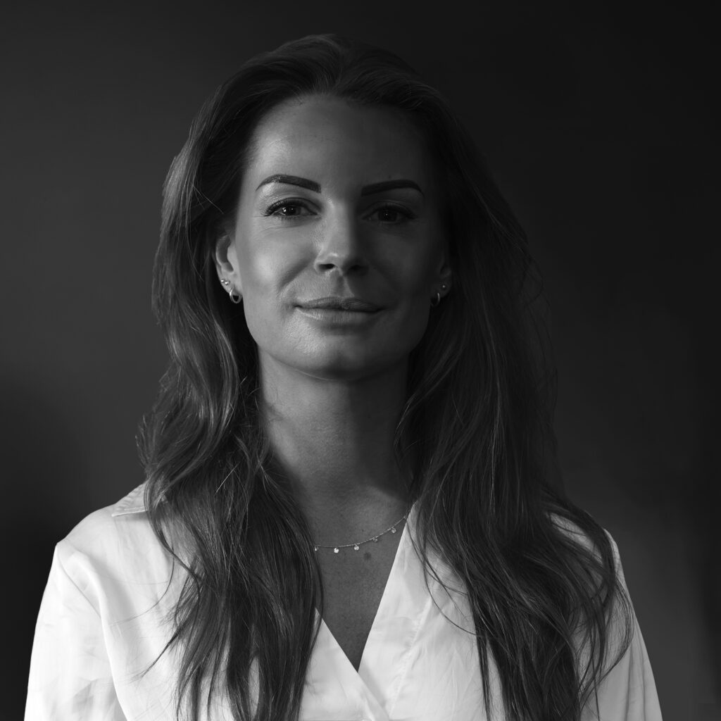 Sharon Dirkse van den Heuvel